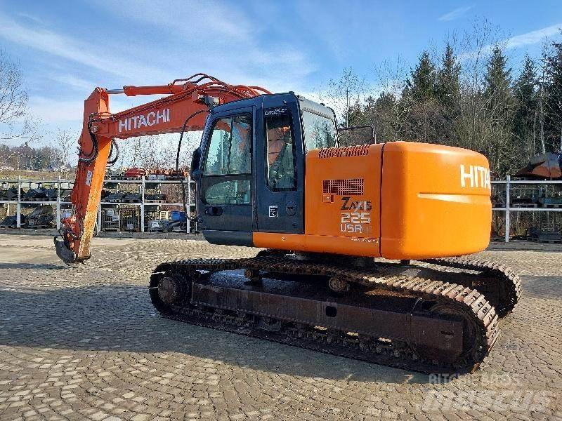Hitachi ZX225USRLC Pelle sur chenilles