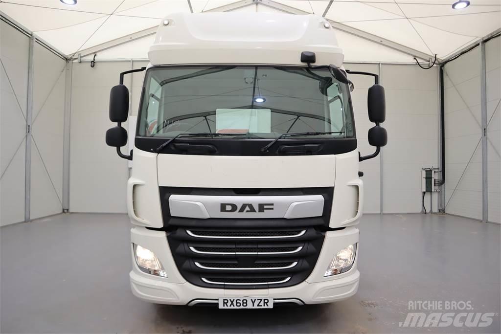 DAF CF450 Tracteur routier