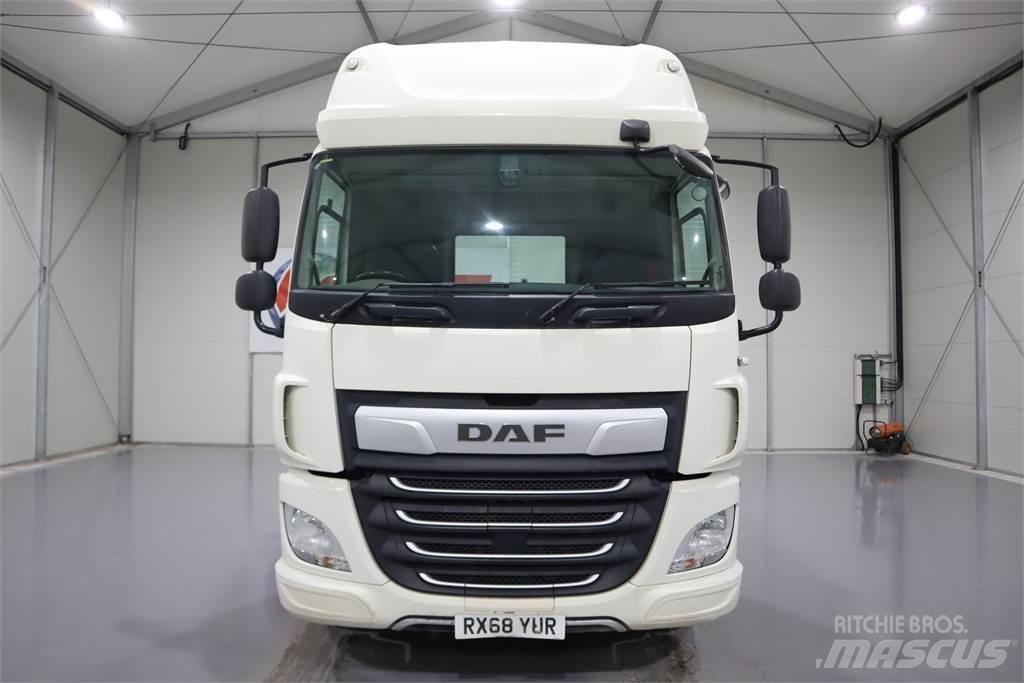 DAF CF450 Tracteur routier