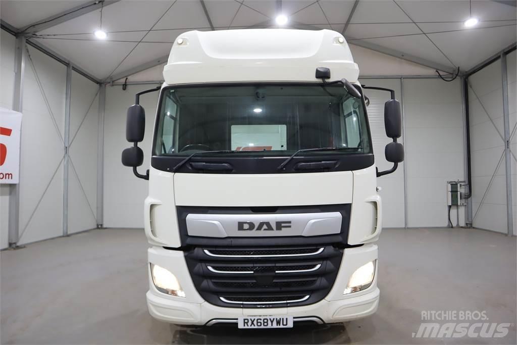 DAF CF450 Tracteur routier