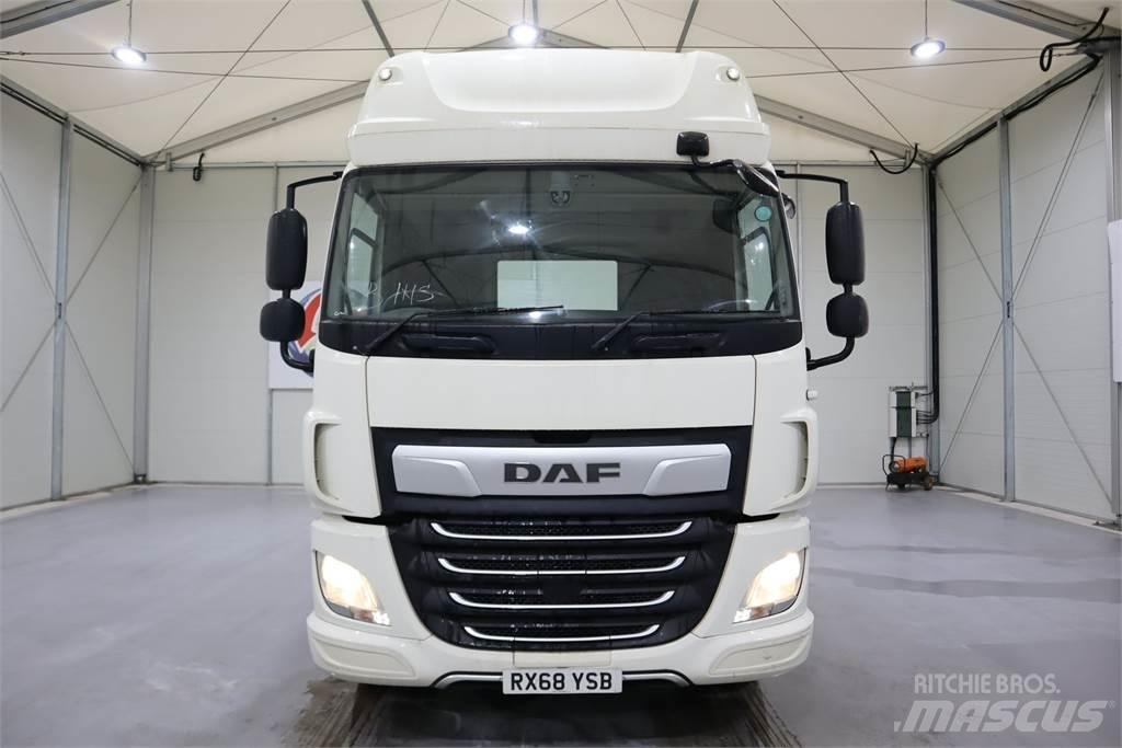 DAF CF450 Tracteur routier