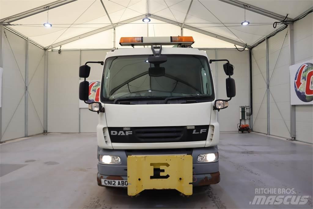 DAF LF 55.250 GULLY SUCKER Construction - Autres