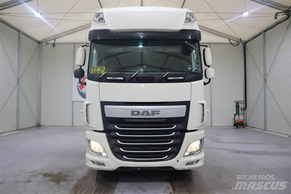 DAF XF510 Tracteur routier