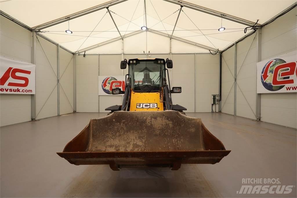 JCB 411 WHEEL LOADER Planteuse