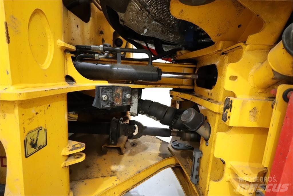 JCB 411 WHEEL LOADER Planteuse
