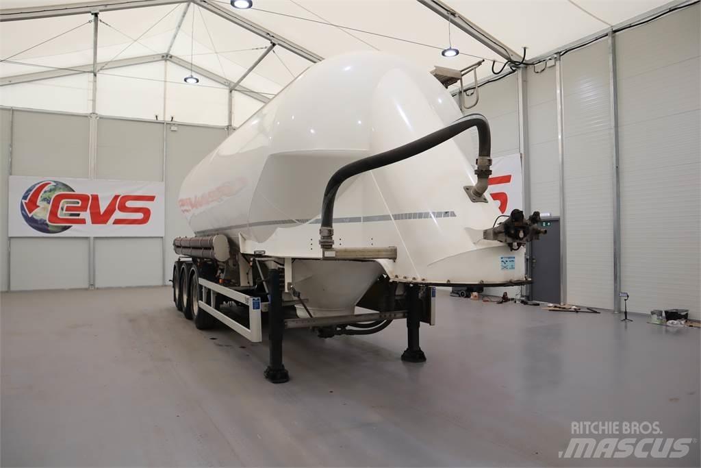 LAG CEMENT POWDER TANKER Autre remorque