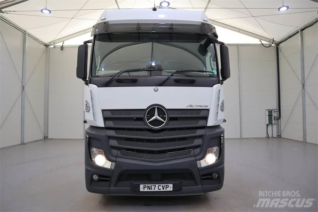 Mercedes-Benz 2542 Tracteur routier