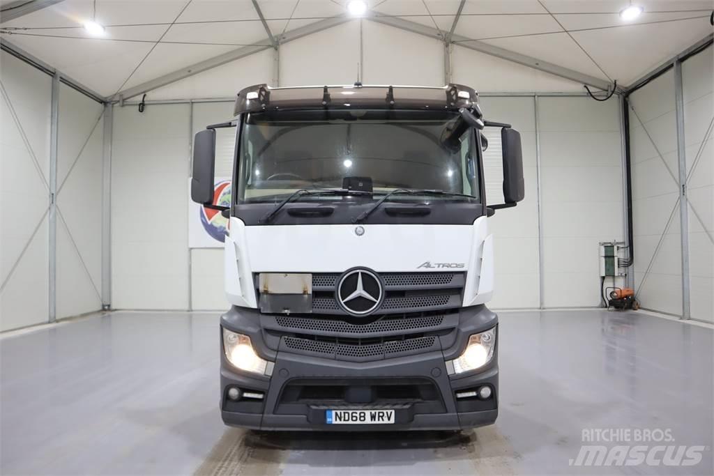 Mercedes-Benz ACTROS 2448 Tracteur routier