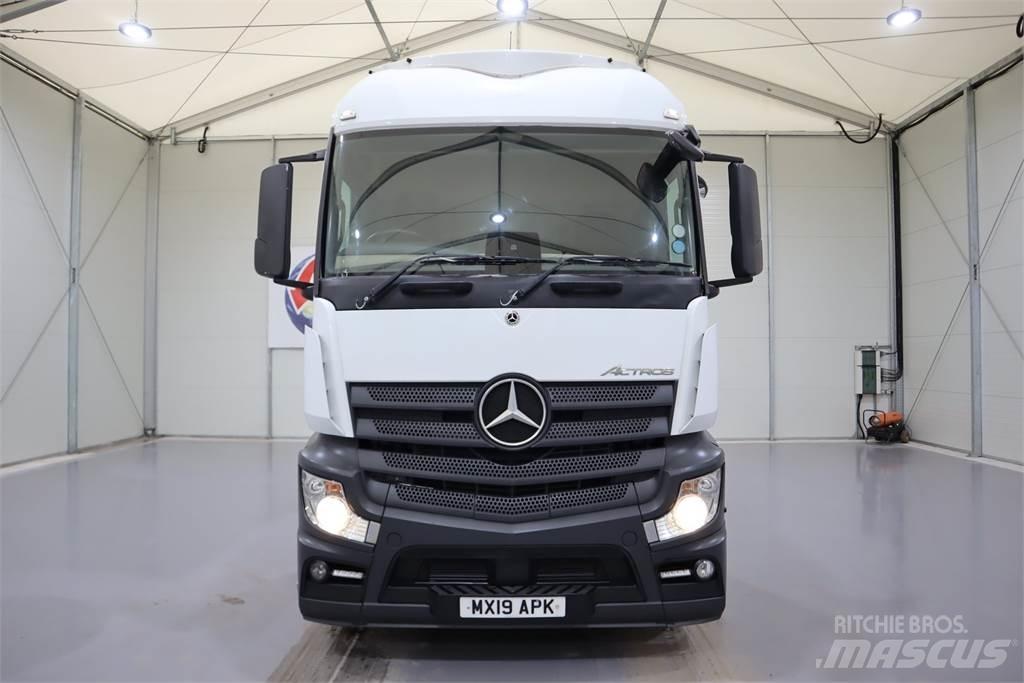 Mercedes-Benz Actros 2545 Tracteur routier