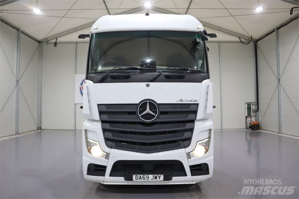 Mercedes-Benz Actros 2545 Tracteur routier