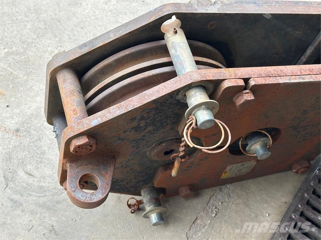 Johnson  Accessoires et pièces pour grue