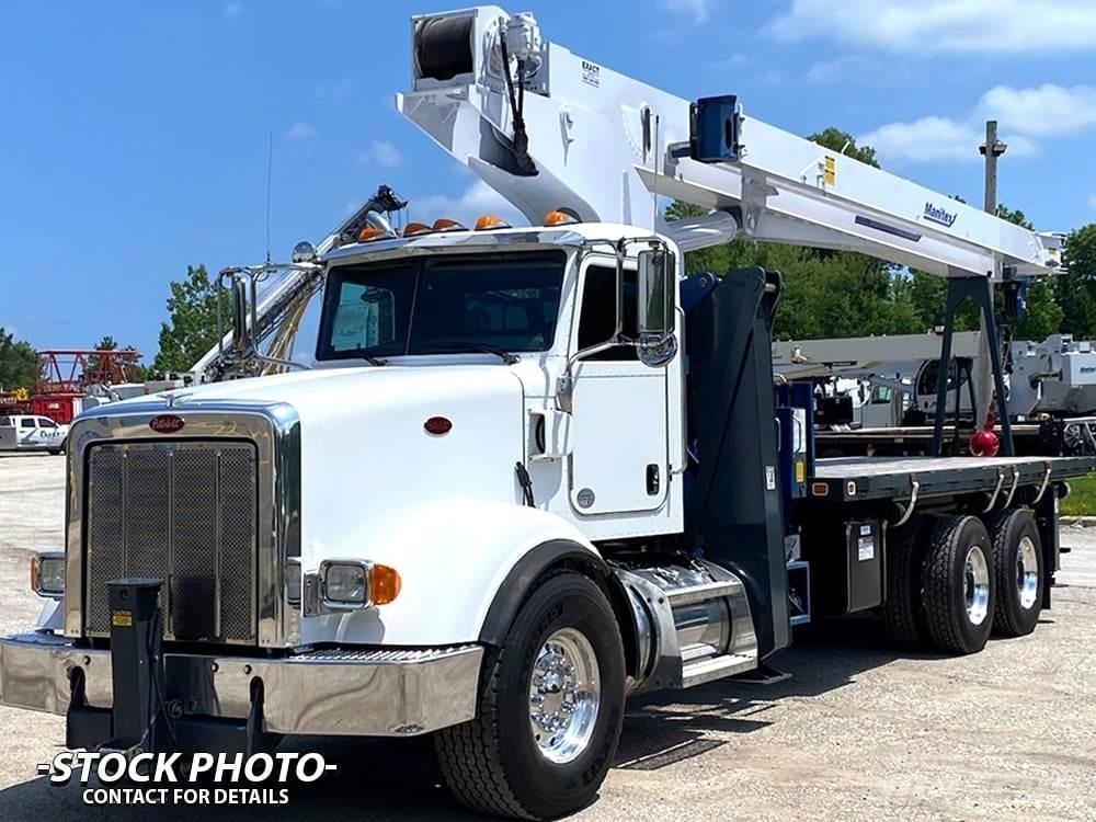 Manitex 30100 C Camion plateau ridelle avec grue