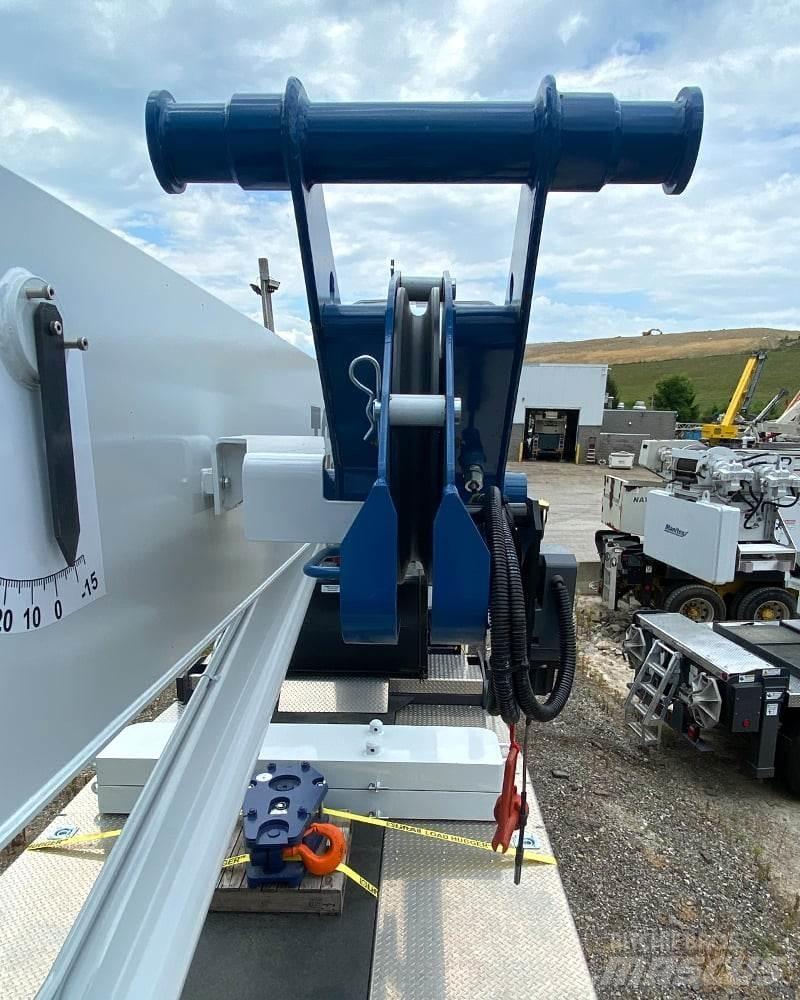 Manitex 50128X Camion plateau ridelle avec grue