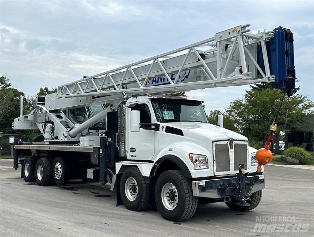 Manitex TC65131 Camion plateau ridelle avec grue