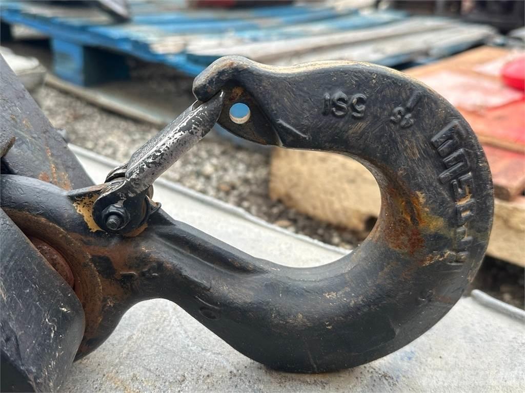 National  Accessoires et pièces pour grue