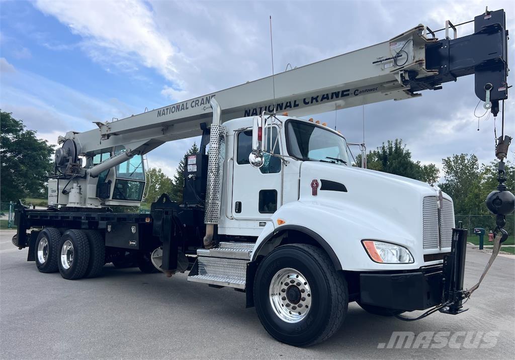 National 1300A Camion plateau ridelle avec grue