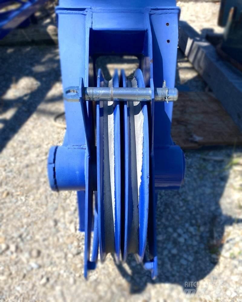  Tadano-Mantis Accessoires et pièces pour grue