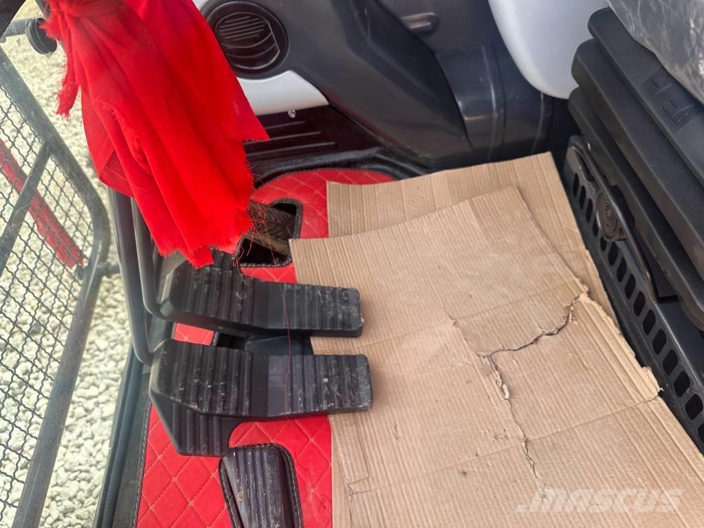 Komatsu PC 240 Pelle sur chenilles