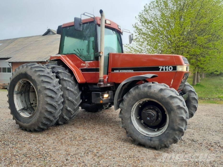 Case IH Magnum 7110 Tracteur