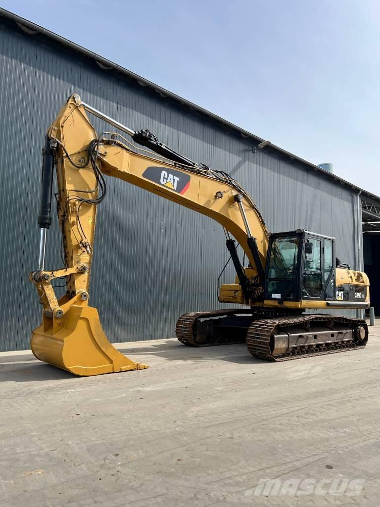 CAT 329D LN Pelle sur chenilles