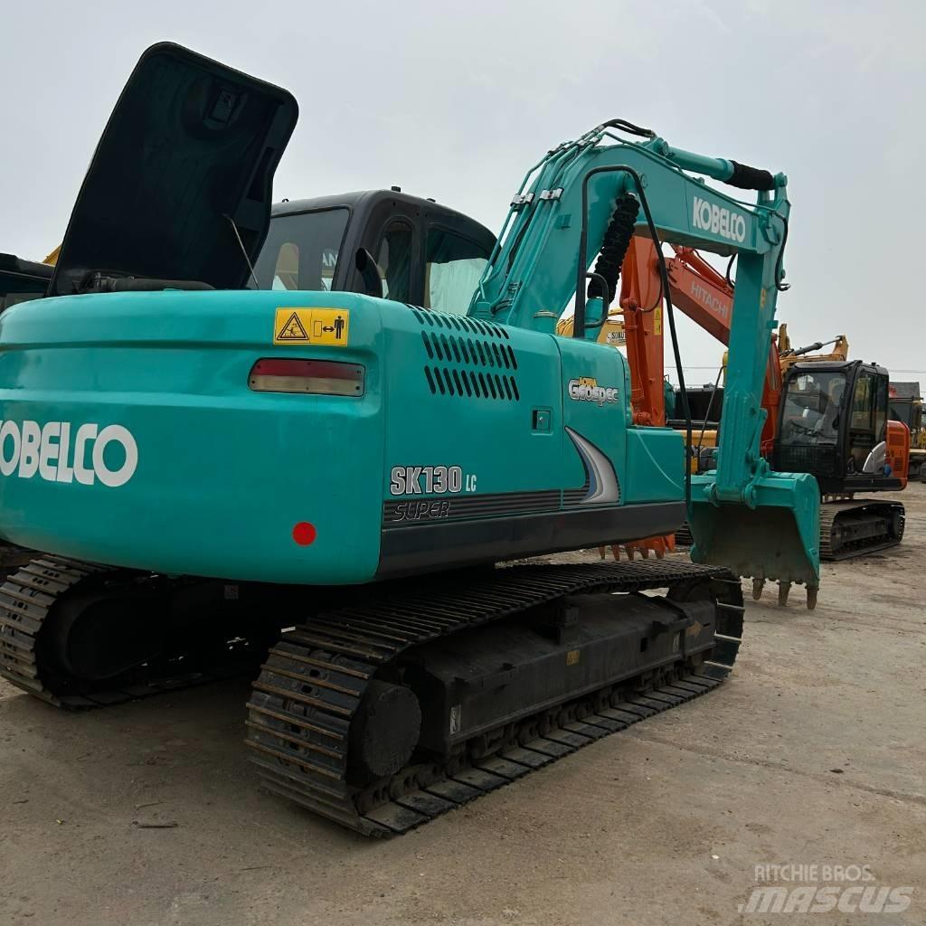 Kobelco 130 Pelle sur chenilles