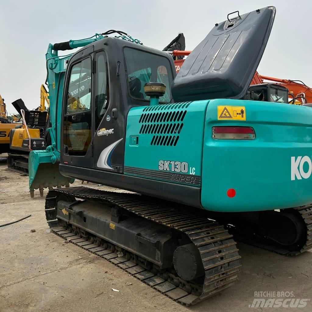 Kobelco 130 Pelle sur chenilles