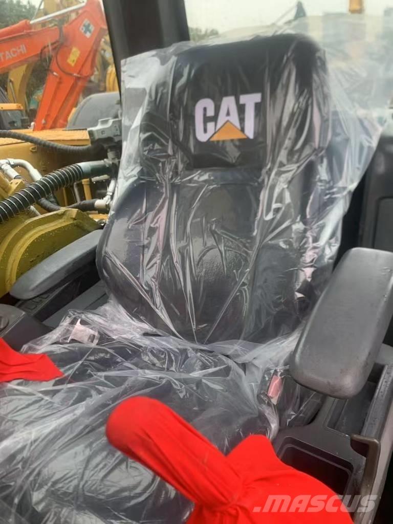 CAT 329 D Pelle sur chenilles