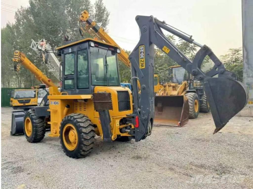 XCMG WZ 30-25 Tractopelle