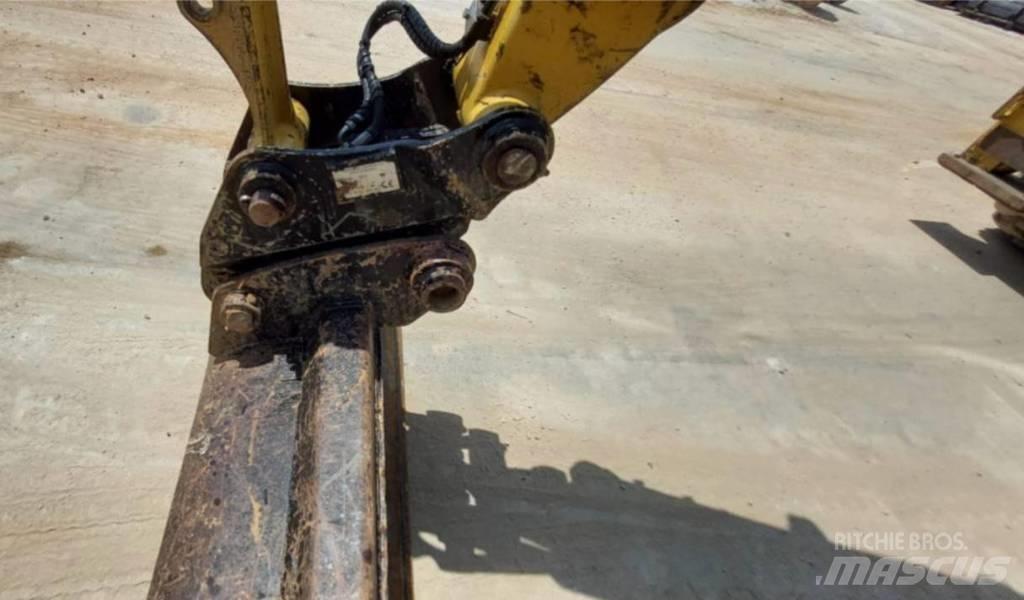 CAT 432 F2 Tractopelle