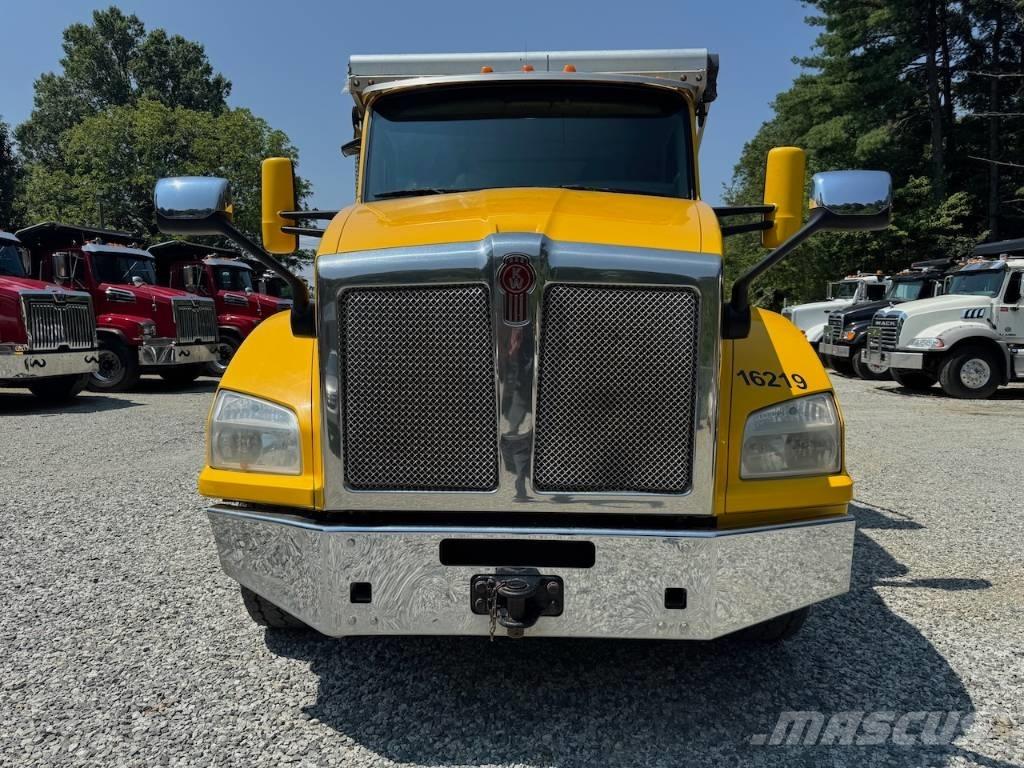 Kenworth T 880 Camion benne