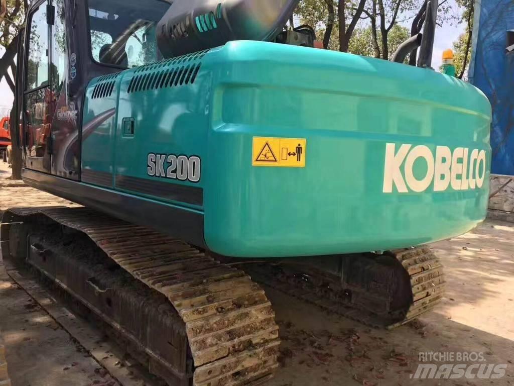 Kobelco SK 200 Pelle sur chenilles