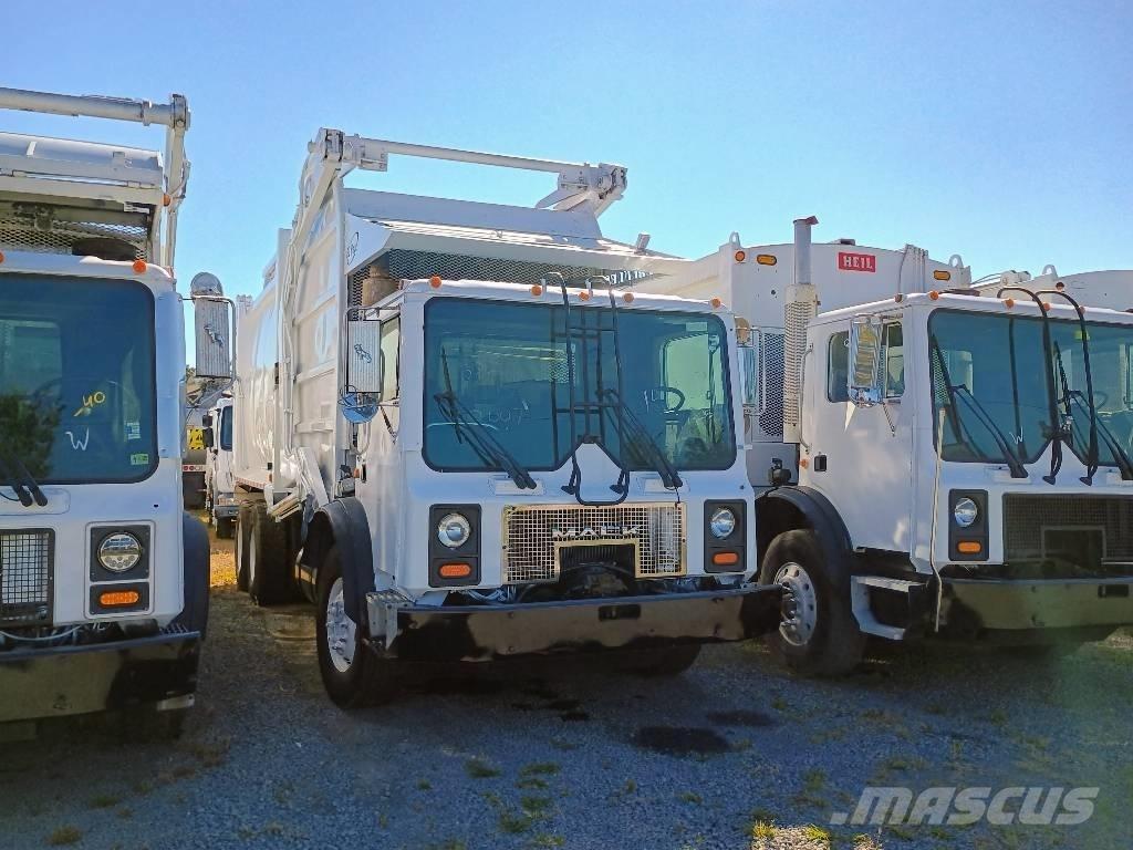Mack MR Camion poubelle