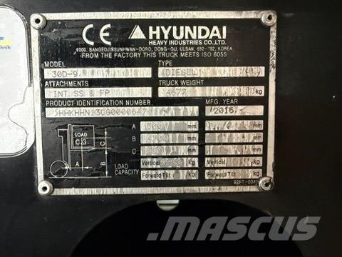 Hyundai 30D-9 Chariots diesel