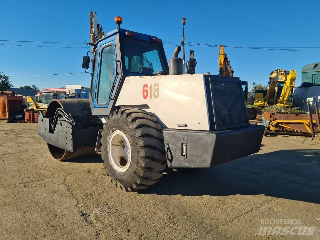  Compactor MV 618 DT Compacteur de sol