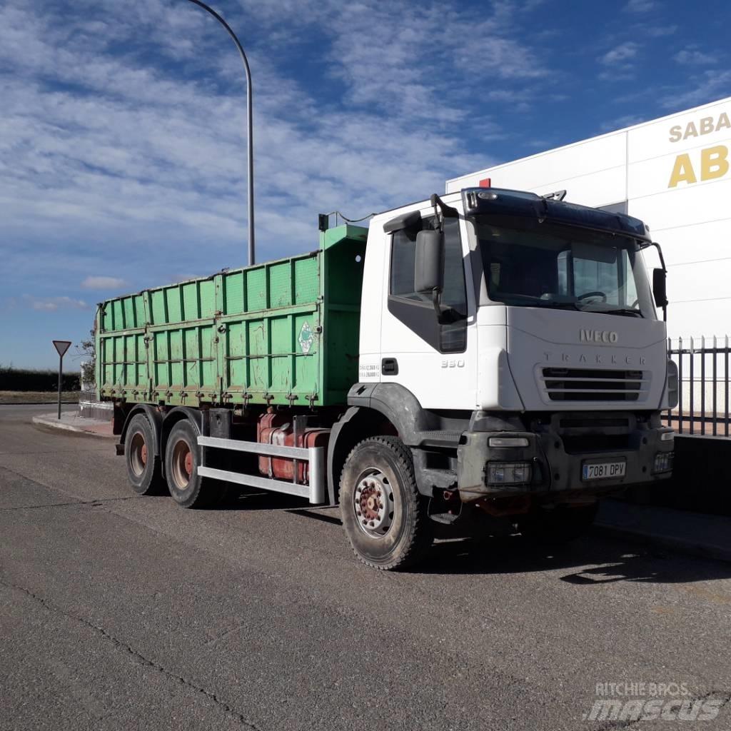 Iveco Trakker 350 Camion benne