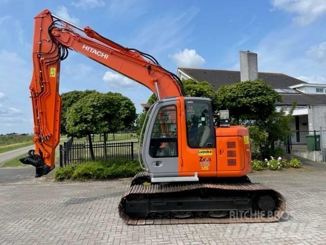 Hitachi ZX 135 US Pelle sur chenilles
