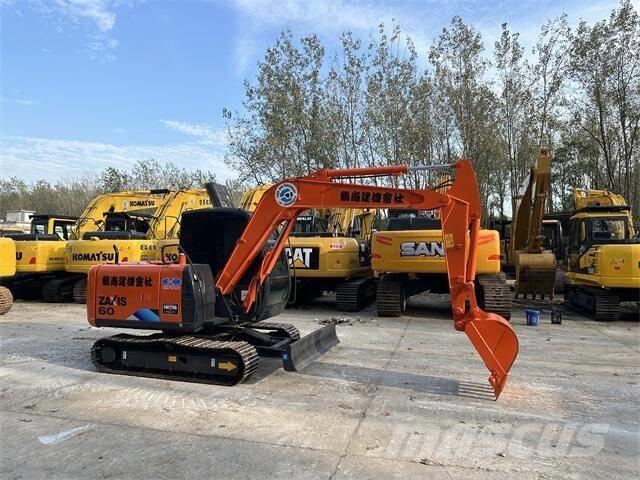Hitachi ZX60 Pelle sur chenilles
