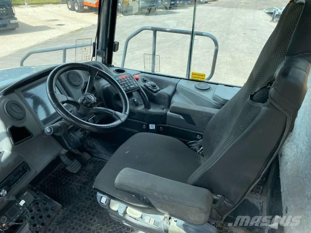 Bell ADT B30E Tombereau articulé