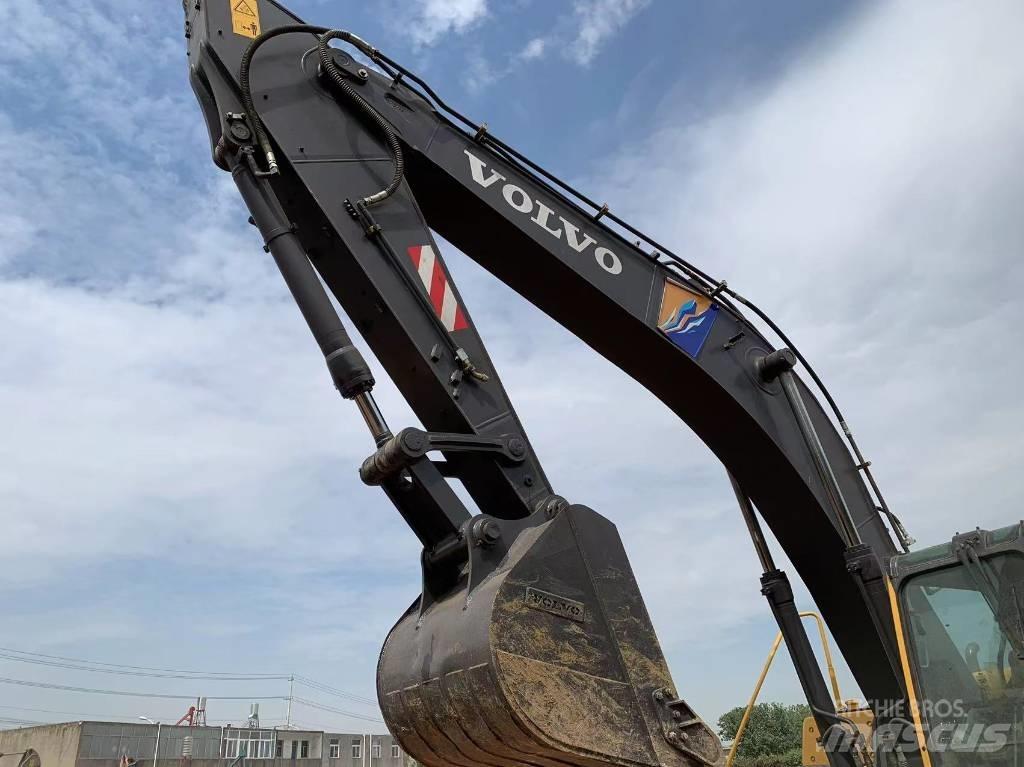 Volvo EC 290 B Pelle sur chenilles
