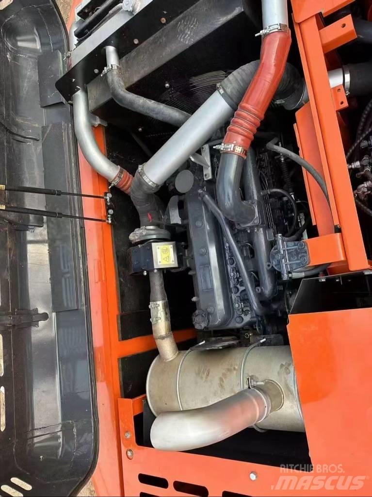 Doosan DX225LC-9C Pelle sur chenilles