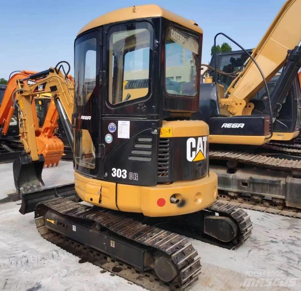 CAT 303 C Mini pelle < 7t