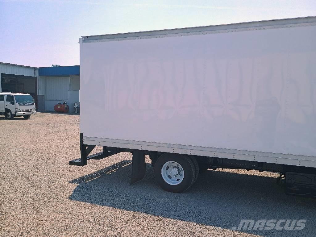 Isuzu NPR Camion poubelle