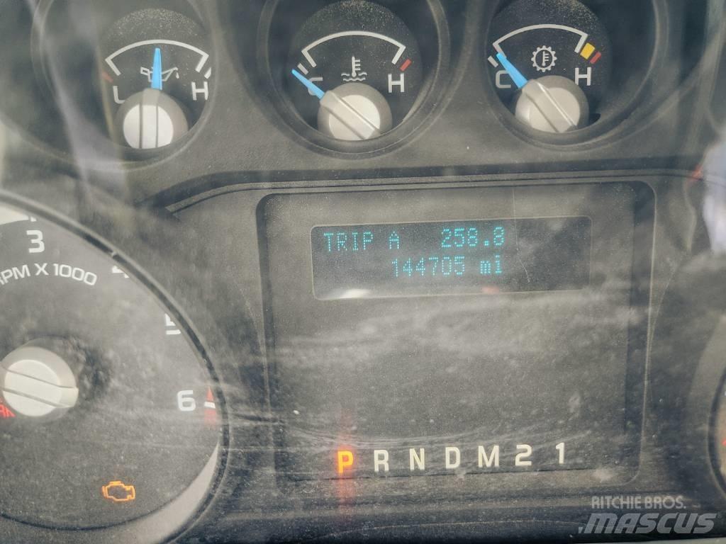 Ford F 650 SD Camion citerne à eau