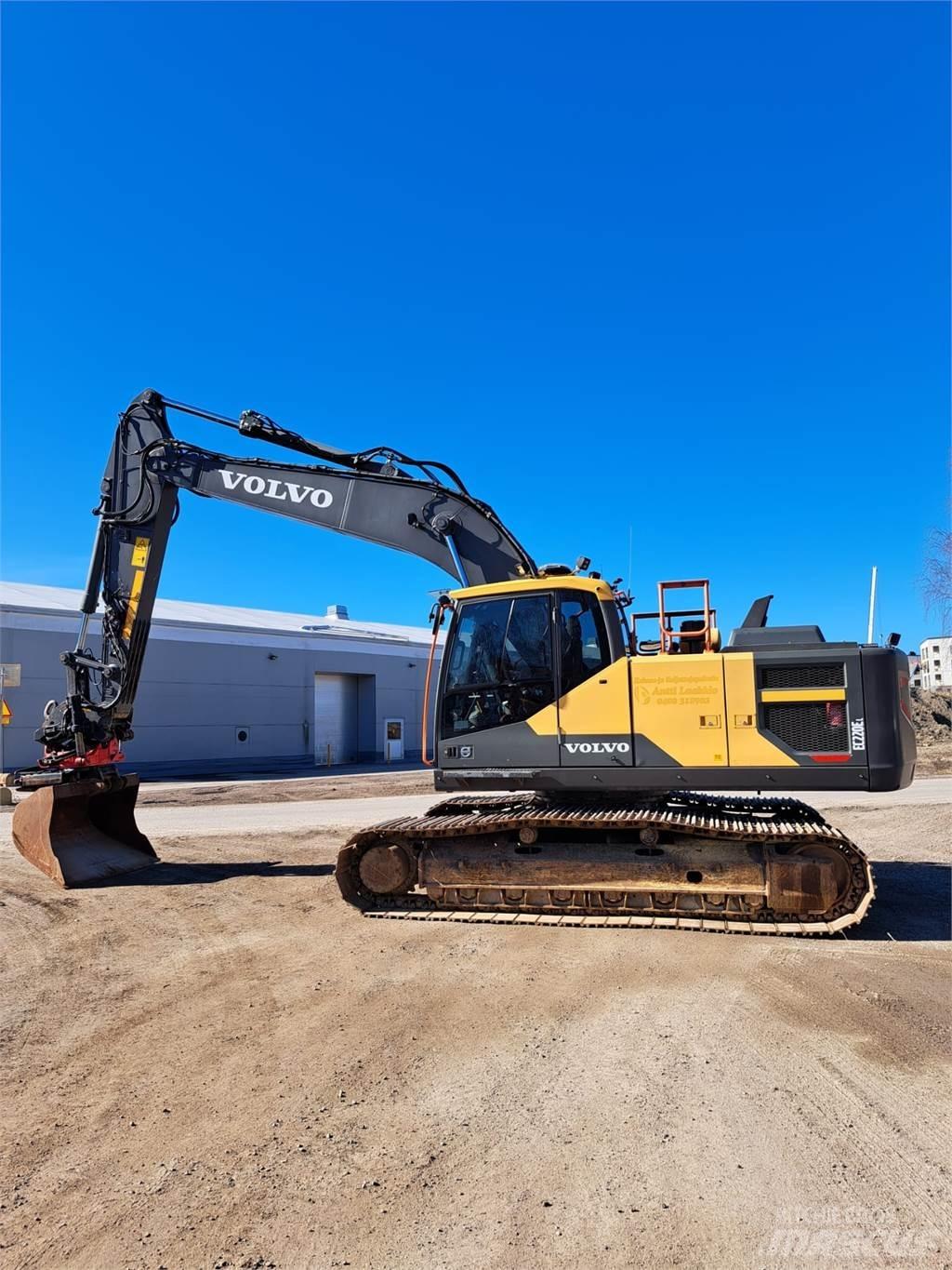 Volvo EC220EL Pelle sur chenilles