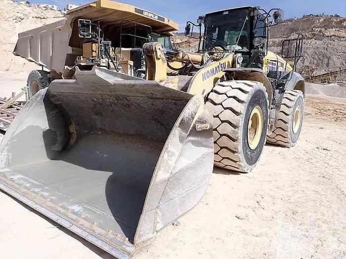 Komatsu WA475 Chargeuse sur pneus