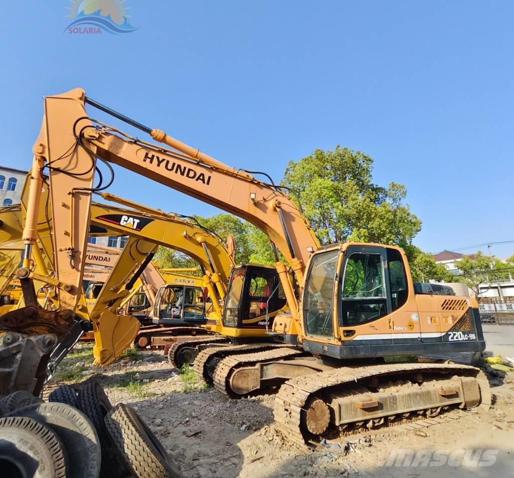 Hyundai R220LC-9S Pelle sur chenilles