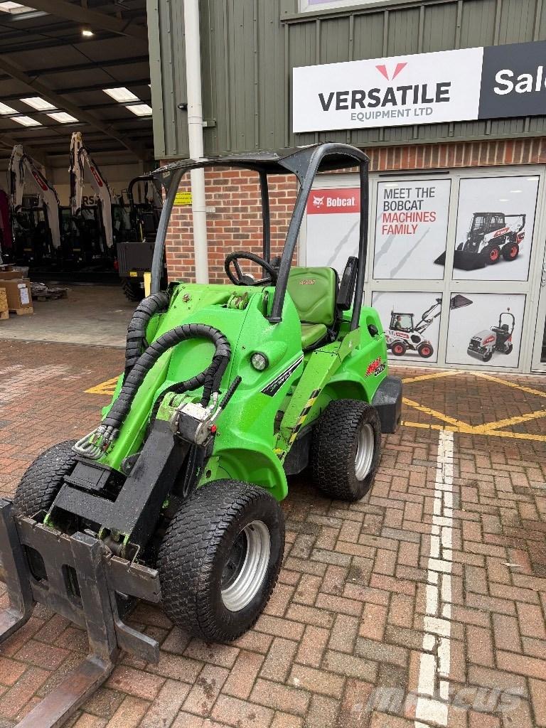 Avant 528 Mini chargeuse