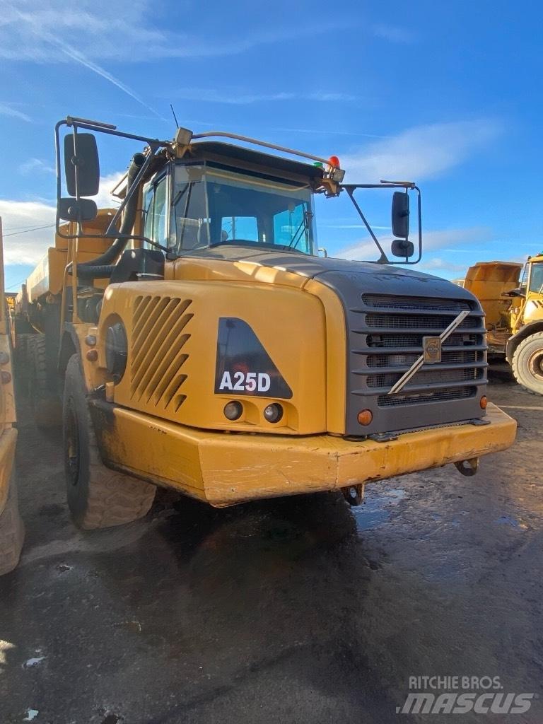 Volvo A 25 D Tombereau articulé