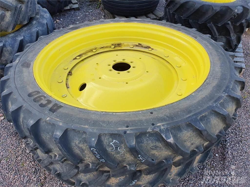 Mitas 270/95R48 x2 Pneus, roues et jantes