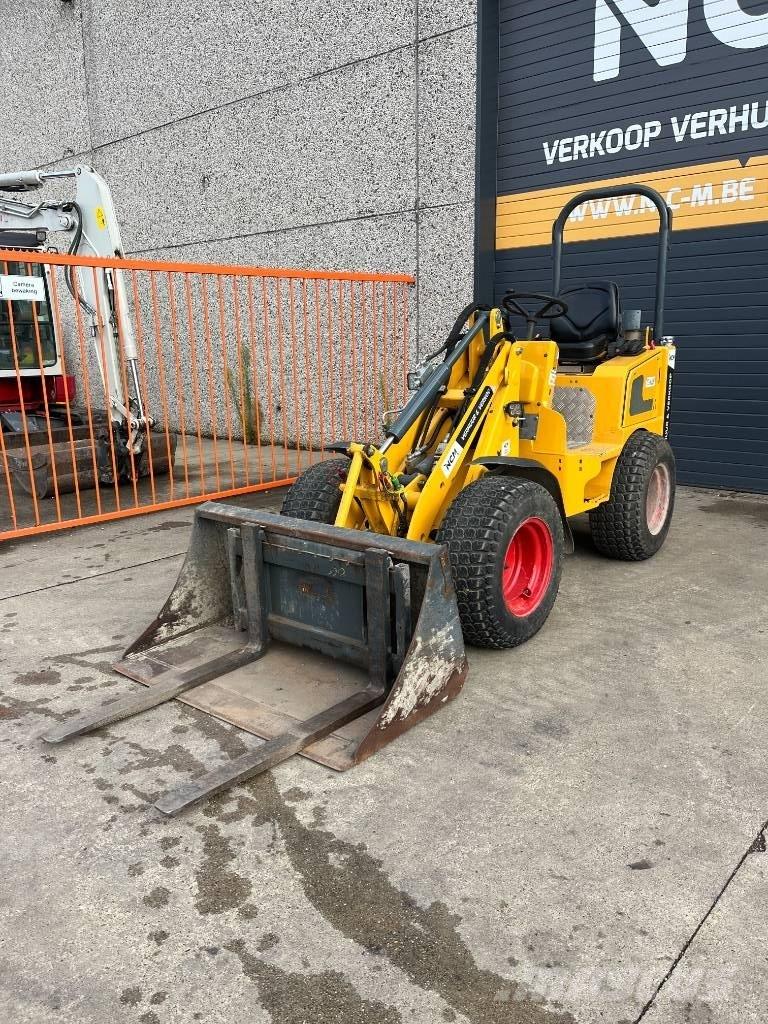 Knikmops KM 130 Chargeuse sur pneus